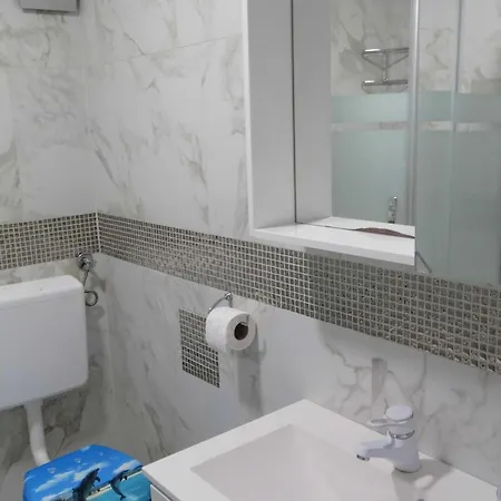 Appartement Two Bedroom With Balcony And Sea View *