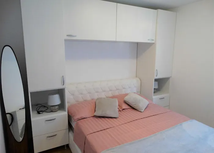 Appartement Two Bedroom With Balcony And Sea View