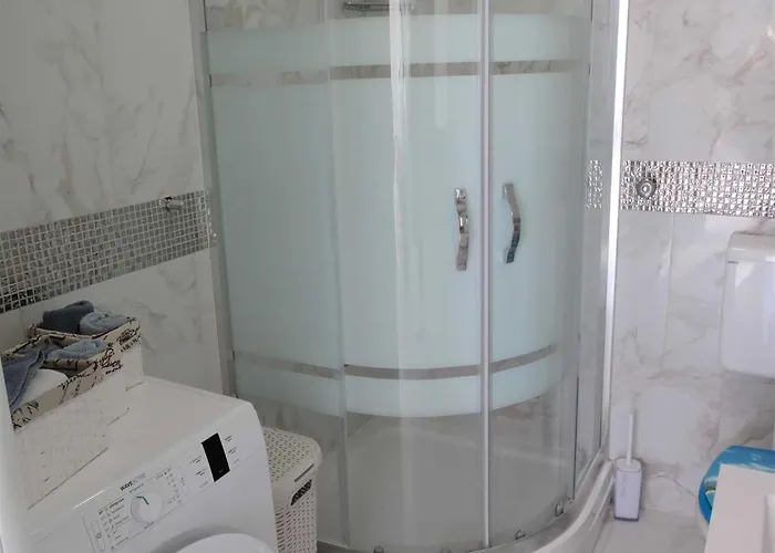 Appartement Two Bedroom With Balcony And Sea View *