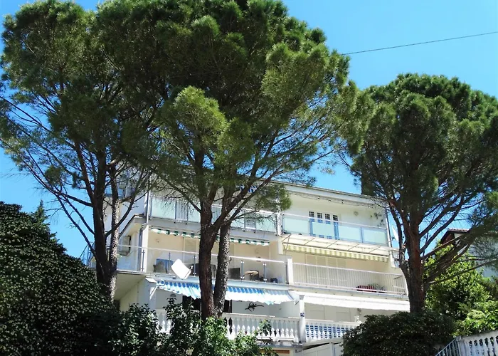 Two Bedroom With Balcony And Sea View Appartement